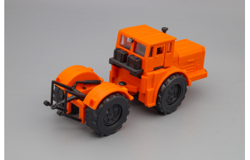 Трактор Кировец, оранжевый