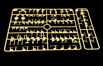 Сборная модель German Horch Fu.Kw.(Kfz.15) Radio Car