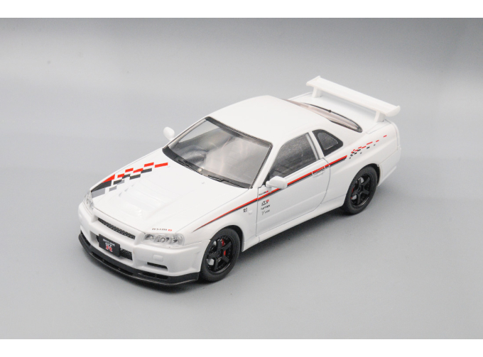 NISSAN Skyline GT-R, белый, 21 см.