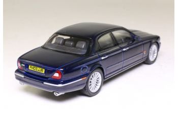 JAGUAR XJR (2003), pacific blue