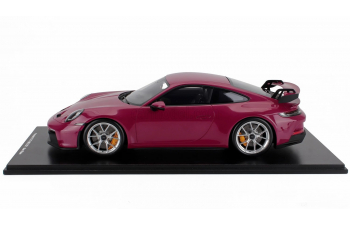 PORSCHE 911 (992) GT3 (2021), rubin