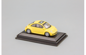 VOLKSWAGEN Beetle Turbo S (2002), light yellow