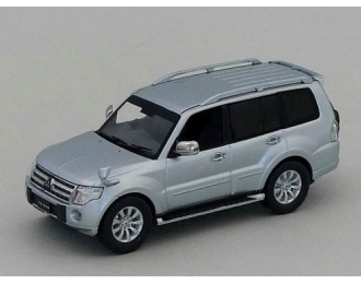 MITSUBISHI Pajero Super Exceed, Cool Silve Metallic