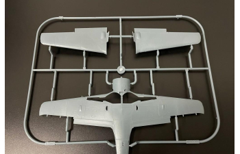 Сборная модель немецкий истребитель Focke Wulf 190 A-5 "Aces Legacy", премиальная версия