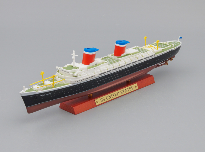 Американский трансатлантический лайнер SS "UNITED STATES" 1951 (модель 27см)