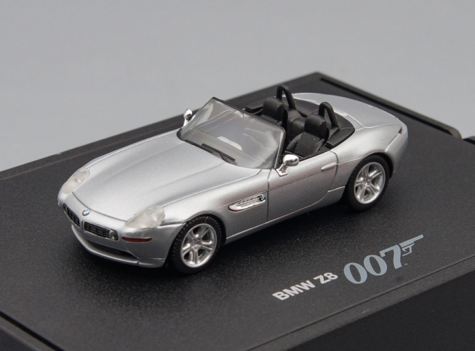 BMW Z8 "007" Cabriolet, silver