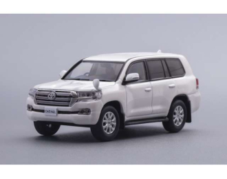 TOYOTA Land Cruiser AX G selection (URJ202) (2015), white pearl crystal shine