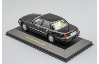 FORD Crown Victoria (2000), black