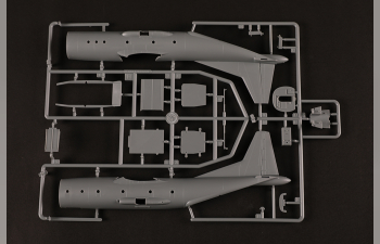 Сборная модель Китайский самолёт Shaanxi Y-9