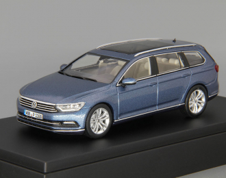 VOLKSWAGEN Passat Variant B8, blue