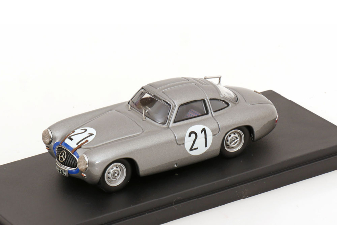 MERCEDES-BENZ 300 SL Winner 24h Le Mans, Lang/Riess (1952)