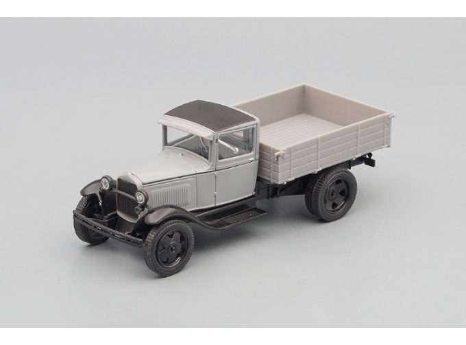 Горький АА бортовой, серый