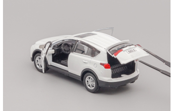 TOYOTA Rav4, white