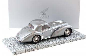 DELAHAYE Type 145 V-12 Coupe 1937, silver