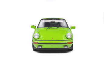 PORSCHE 911 (930) 3.2L SC Coupe (1984), green