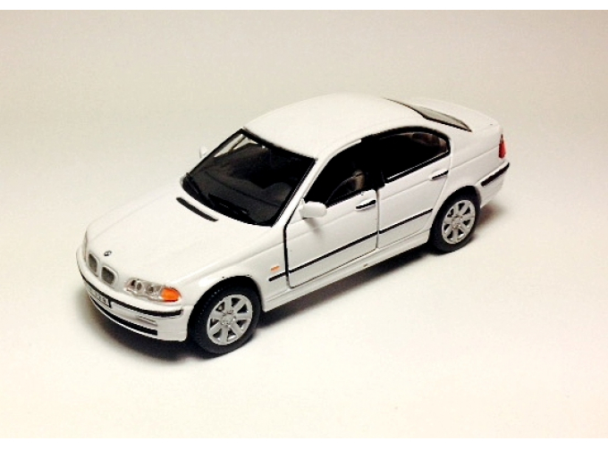 BMW 3 Series (откр.двери), white