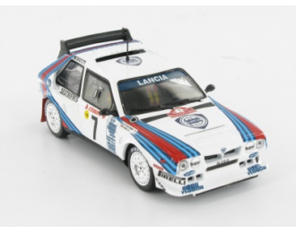 LANCIA Delta S4 из серии Rallye Monte-Carlo