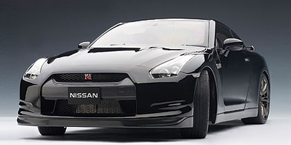 NISSAN GT-R (R35), SUPER BLACK