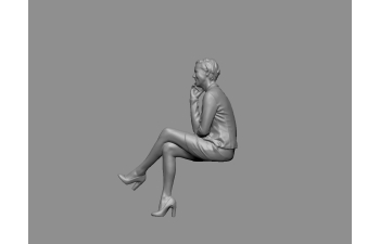 Фигурка Девушка с телефоном. (под покраску)