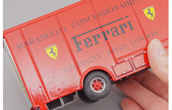 (Уценка!) FORD C-Type Truck F1 Ferrari Car Transporter Uk Maranello Concessionaries Ltd, red