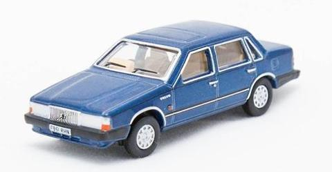 VOLVO 760 1982, metallic blue