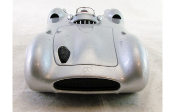 MERCEDES-BENZ W 196 R Streamlined Racing Car (1955), Mercedes-Benz Offizielle Modell-Sammlung 70, серебристый