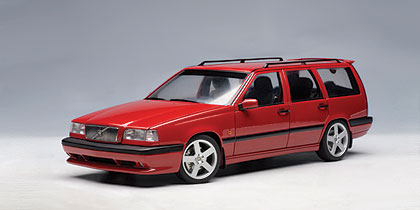 VOLVO 850 T-5R Station Wagon, red