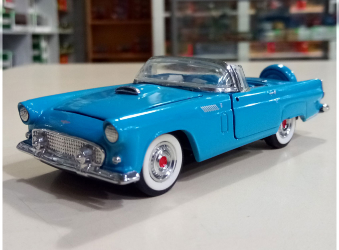 FORD Thunderbird (1956), Peacock Blue