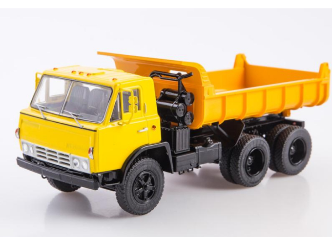 Камский грузовик Э5510, оранжевый