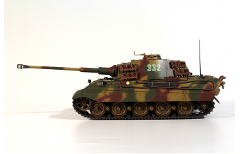 Сборная модель Pz. Kpfw. VI Ausf. B "Королевский Тигр" с башней Хеншель