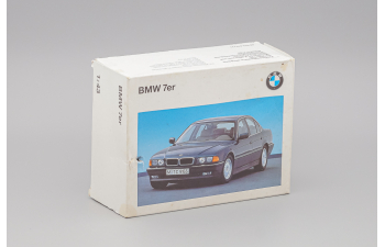 BMW 7er E38 (1995), dark blue