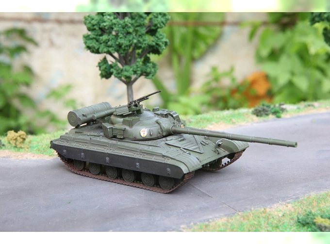 Soviet Army T-64A Main Battle Tank Mod 1981