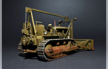 Сборная модель U.S. ARMY TRACTOR w/ANGLED DOZER BLADE