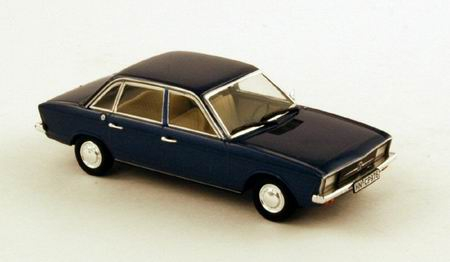 VOLKSWAGEN K70 (1970), metallic blue