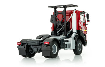 TATRA Phoenix 4x4 tractor, red