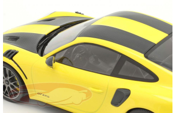 PORSCHE 911 (991 II) GT2 RS Weissach Paket (2018), racing yellow / silver magnesium rims