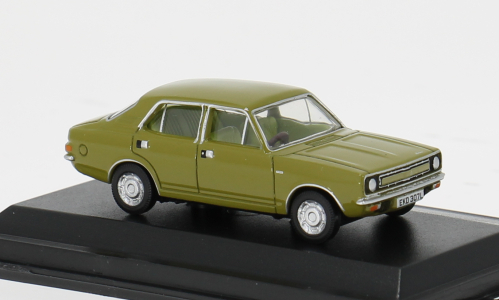 Morris Marina, green