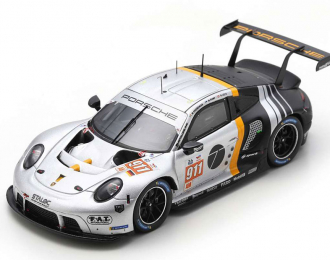 PORSCHE 911 RSR No 911 24h Le Mans, Fassbender/Lietz/Rump (2023)