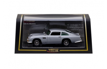 ASTON MARTIN DB5, silver birch