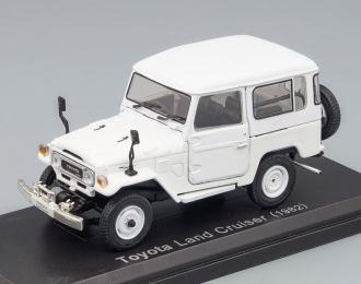 TOYOTA Land Cruiser (1974), white из серии Japanese Cars Collection