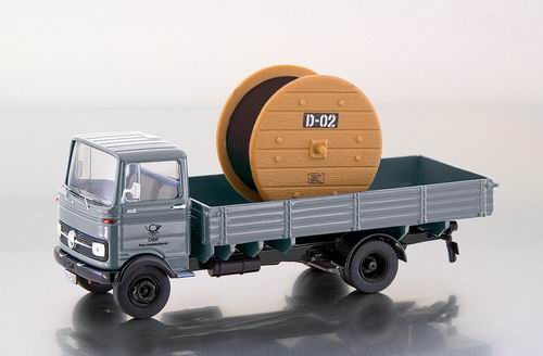 MERCEDES-BENZ LP608 Pritsche DBP Fernmeldedienst, grey