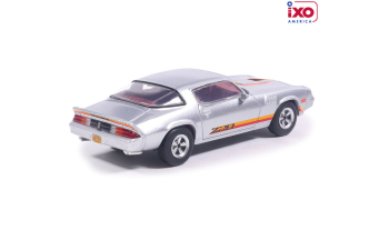 CHEVROLET Camaro Z/28 Coupe (1979), silver with orange stripes