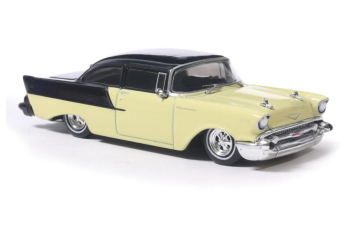 CHEVROLET 150 Sedan (1957), beige / black