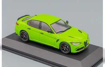 ALFA ROMEO Giulia Quadrifoglio 2.9l Biturbo (2020), Green