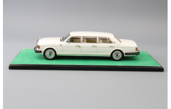 ROLLS ROYCE Silver Spirit II, white