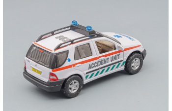 MERCEDES-BENZ ML320 "Accident Unit", white