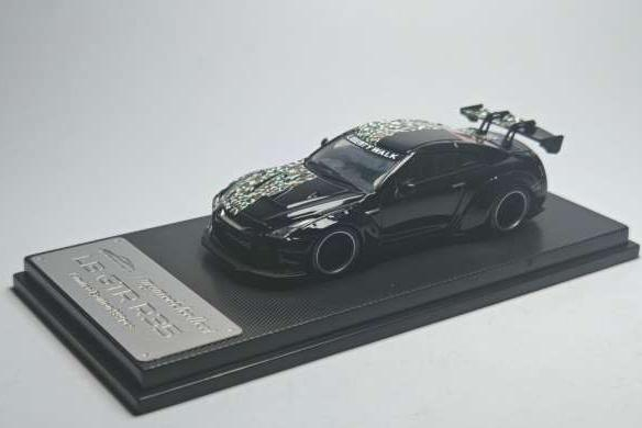 NISSAN GT-R 5V *LB*, camouflage/black