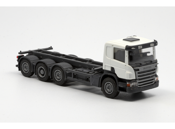 SCANIA P 8х2/4 контейнеровоз 20", белый