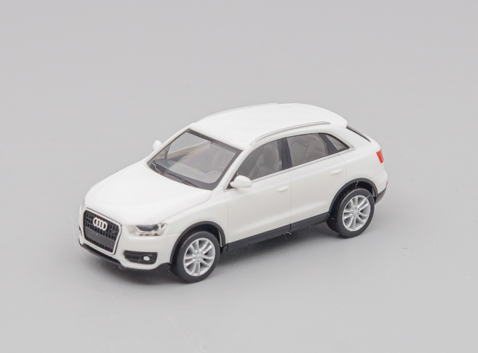 AUDI Q3, glacier white
