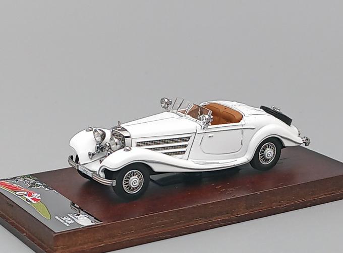 MERCEDES-BENZ 500K (W29), white